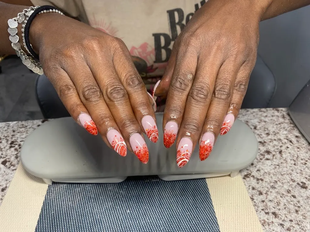 City Nails & Spa — Nail salon in Lansing